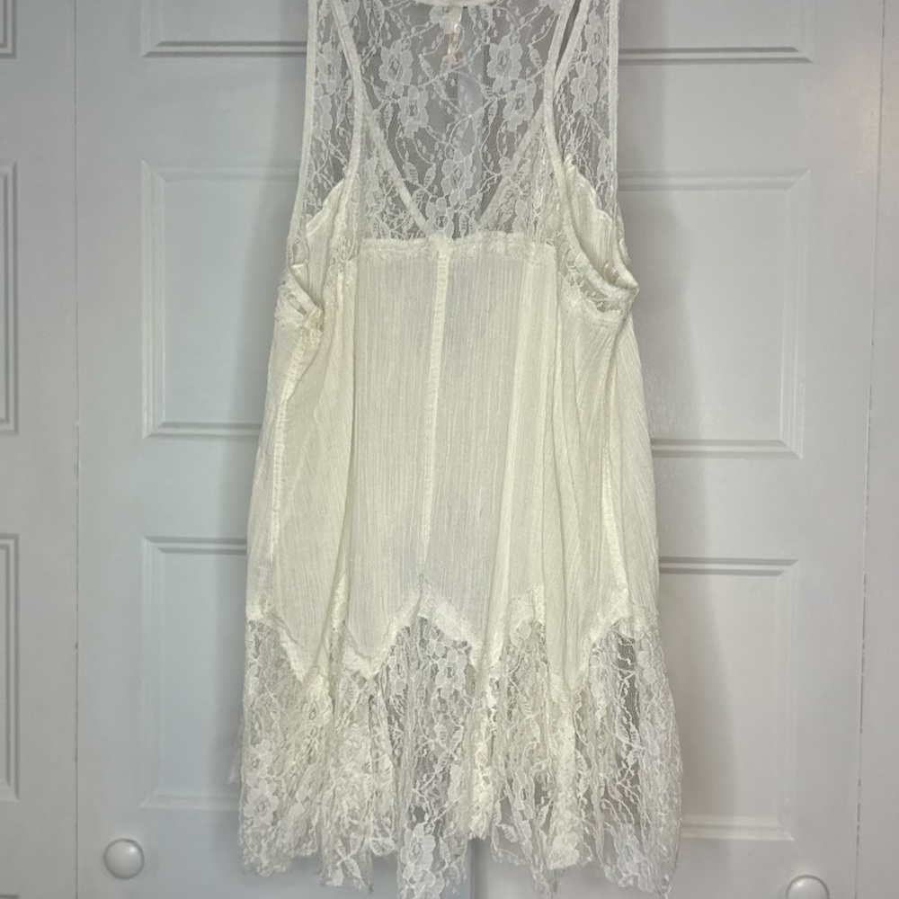 Free people- Ivory Lace Boho tank top